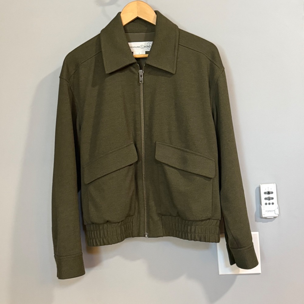TREASURE & BOND Olive Green Bomber Jacket Full Zip Collared Pockets Size S
